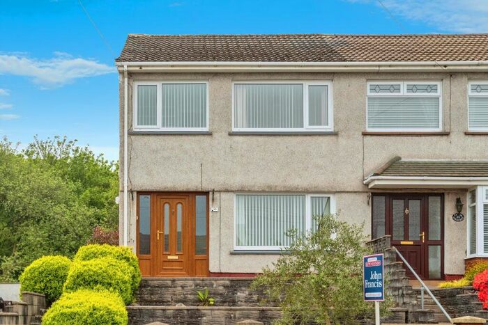 3 Bedroom House To Rent In Cefn Glas, Ynysforgan, SA6