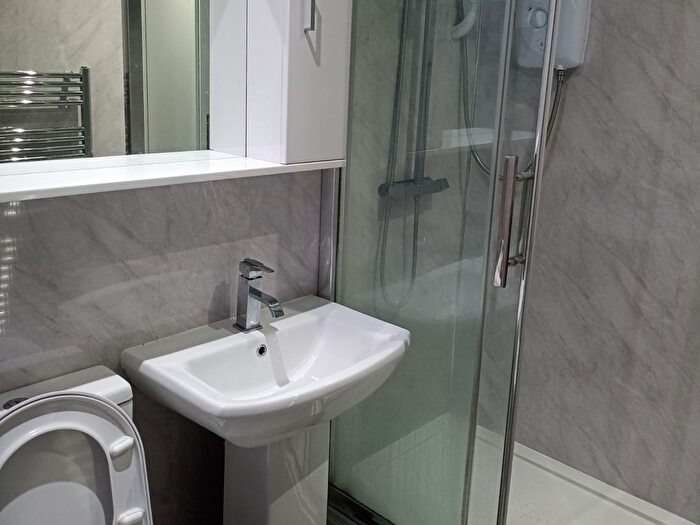 1 Bedroom Flat To Rent In Gibson Terrace, Edinburgh, EH11