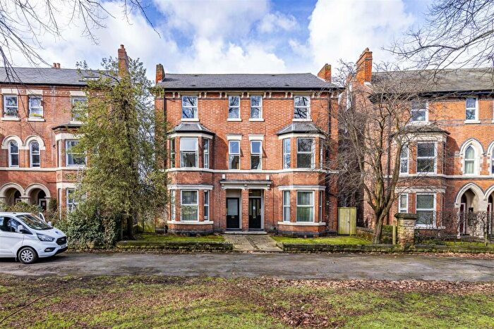 16 Bedroom Detached House For Sale In Waterloo Road, Nottingham, NG7