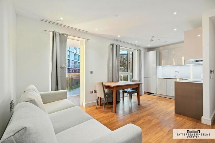 1 Bedroom Flat To Rent In Wandsworth Road, London, SW8