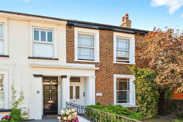 Flat For Sale In Richmond Road, Kingston Upon Thames, KT2