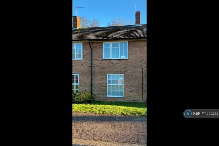 3 Bedroom Terraced House To Rent In Knightsfield, Welwyn Garden City, AL8