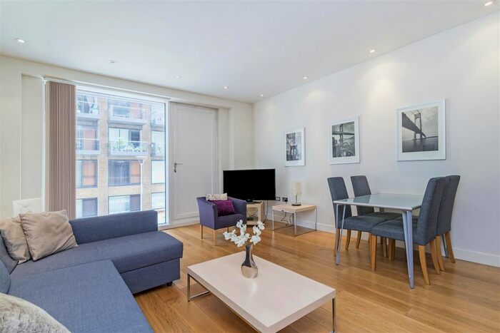 1 Bedroom Flat To Rent In Hirst Court, Grosvenor Waterside, Gatliff Road, London, SW1W
