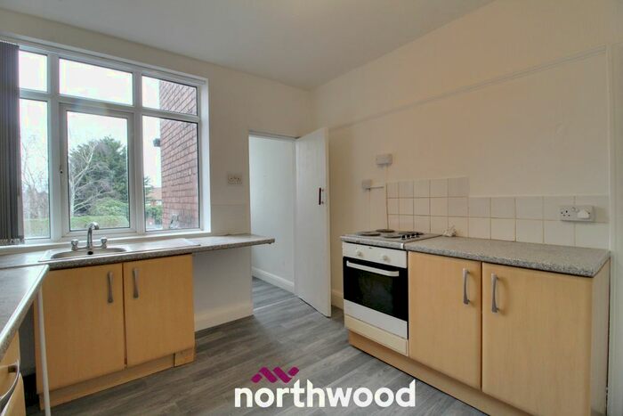 3 Bedroom Flat To Rent In Sandringham Road, Intake, Doncaster, DN2