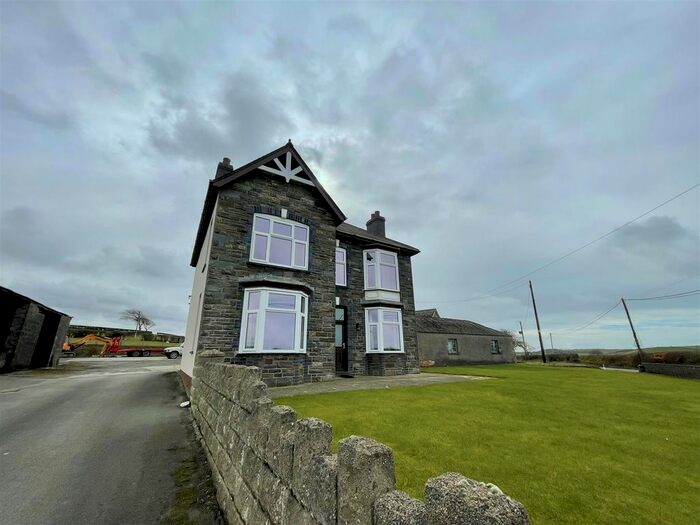 4 Bedroom Farm For Sale In Llanfarian, Aberystwyth, SY23
