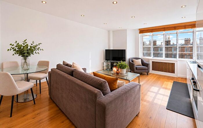 2 Bedroom Flat For Sale In Finchley Road, London, NW3