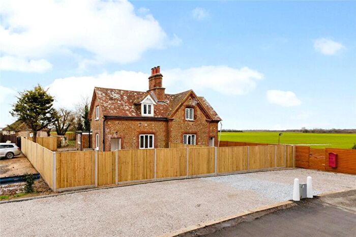 3 Bedroom Semi Detached House To Rent In Chichester Road, Bognor Regis, West Sussex, PO21