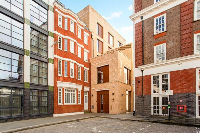 2 Bedroom Apartment For Sale In Bartholomew Close, London, EC1A