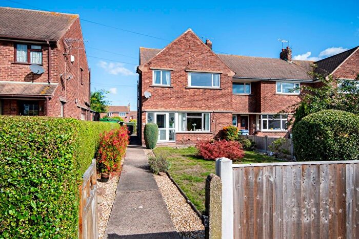 3 Bedroom Terraced House For Sale In Glover Close, South Leverton, Retford, DN22