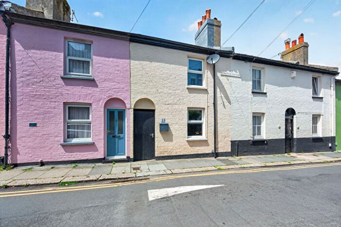 2 Bedroom Terraced House For Sale In Stonefield Road, Hastings, TN34