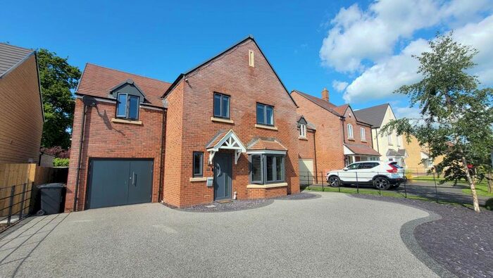 4 Bedroom Detached House For Sale In Oak Drive, Bredon, Tewkesbury, Gloucestershire, GL20