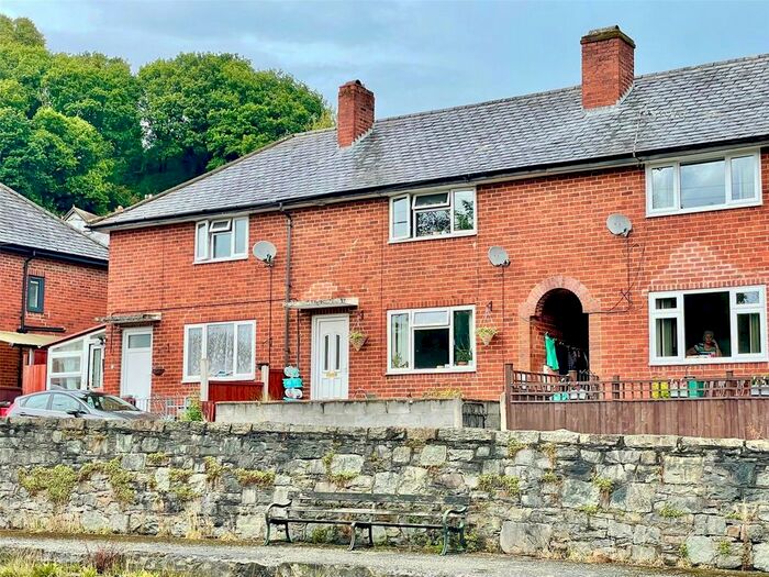 2 Bedroom Terraced House To Rent In Bron Y Buckley, Welshpool, Powys, SY21