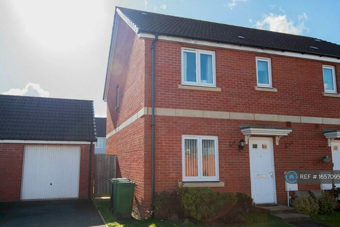 3 Bedroom Semi-Detached House To Rent In Trafalgar Road, Exeter, EX2
