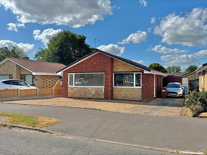 3 Bedroom Detached Bungalow For Sale In Upper Grange Crescent, Caister-On-Sea, NR30