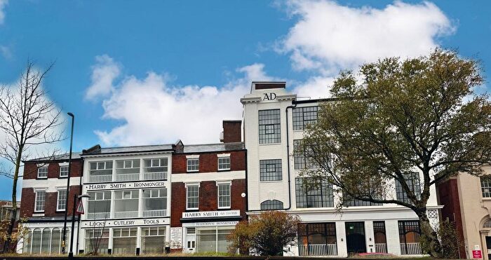 4 Bedroom Flat To Rent In / Hockley Road, B18