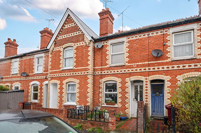 2 Bedroom Terraced House For Sale In Coventry Road, Reading, Berkshire, RG1