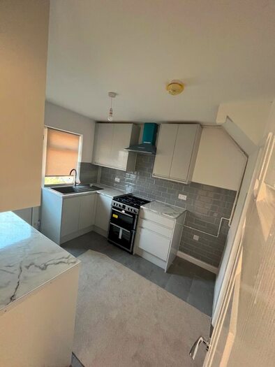 3 Bedroom End Of Terrace House To Rent In Thorley Close, Cardiff, CF23