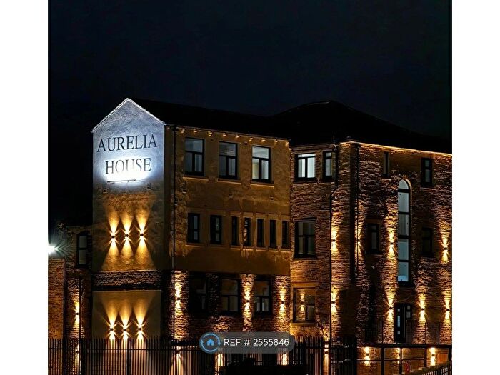 2 Bedroom Flat To Rent In Birds Royd Lane, Brighouse, HD6