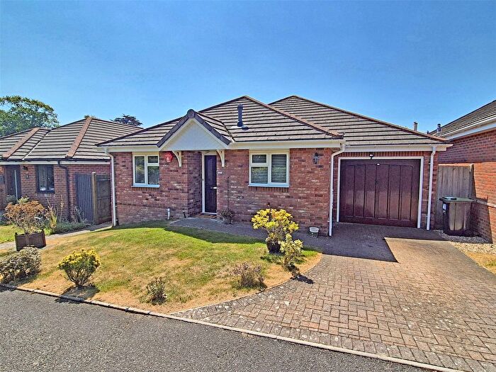 2 Bedroom Bungalow For Sale In May Gardens, Walkford, Christchurch, Dorset, BH23