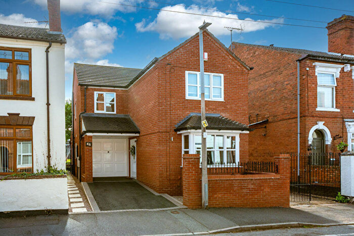 4 Bedroom Detached House For Sale In Park Street, Kingswinford, DY6