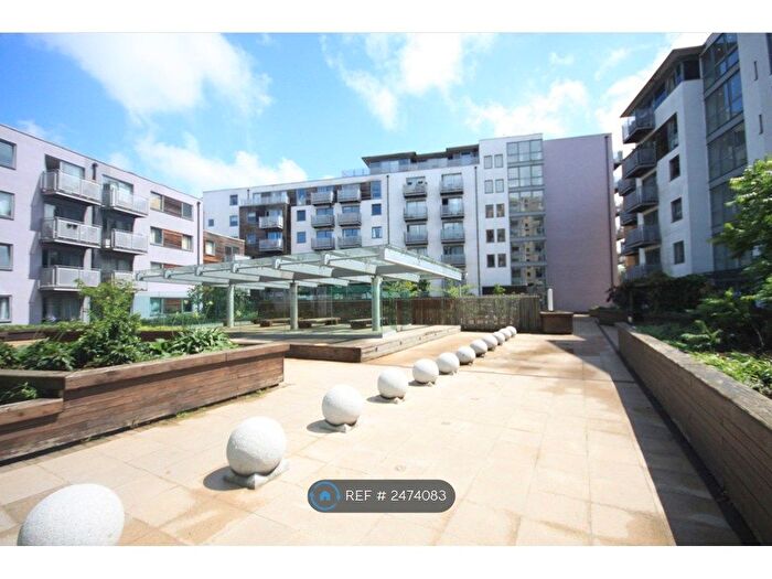 2 Bedroom Flat To Rent In Colorado Building, London, SE13