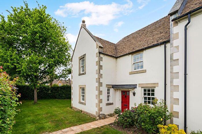 3 Bedroom Cottage For Sale In Allcourt, Lechlade-on-Thames, GL7