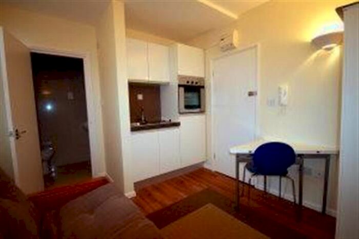 Studio To Rent In Wimbledon Park Road, Southfields, Southfields SW18