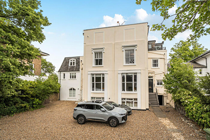 1 Bedroom Apartment For Sale In Lee Road, London, SE3