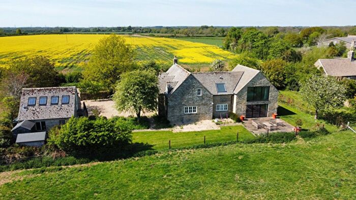 4 Bedroom Detached House For Sale In Lechlade Road, Langford, Lechlade, Oxfordshire, GL7