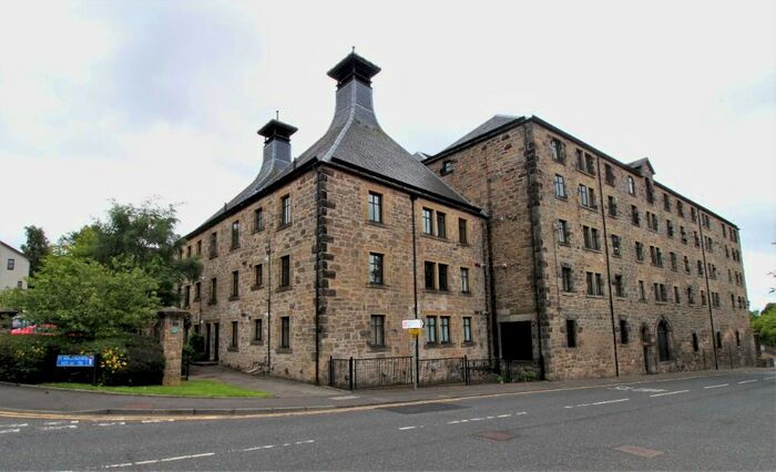 2 Bedroom Flat To Rent In St Magdalenes, Linlithgow, EH49