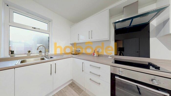 3 Bedroom Semi-Detached House To Rent In Doncaster Lane, Woodlands, Doncaster, DN6