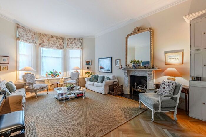 6 Bedroom Flat For Sale In Barkston Gardens, London, SW5