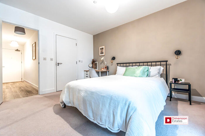 2 Bedroom Apartment To Rent In Beck Square, Leyton, London, Essex, E10