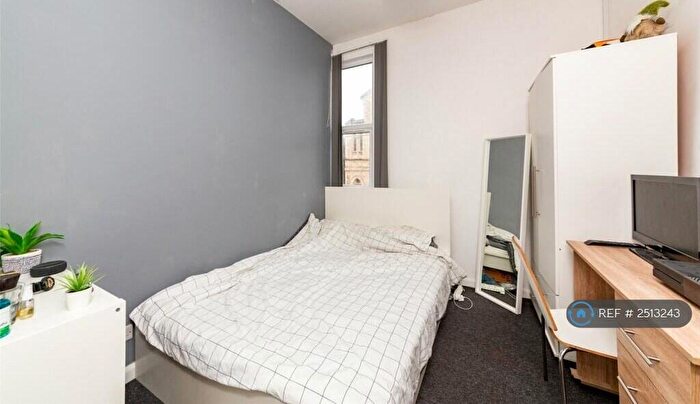 6 Bedroom Terraced House To Rent In Lewes Road, Brighton, BN2