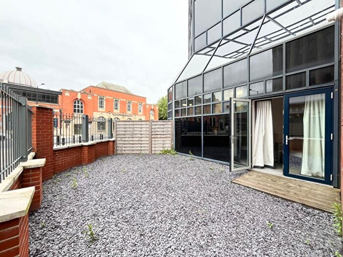 2 Bedroom Apartment To Rent In Bayard Plaza, Peterborough, PE1