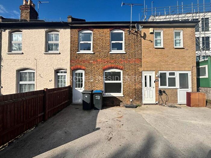 4 Bedroom Terraced House To Rent In Burlington Road, New Malden, KT3