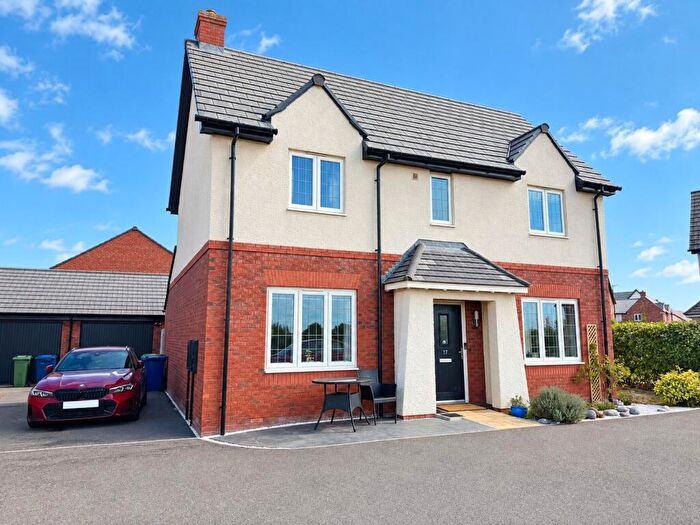 4 Bedroom Detached House For Sale In Snapdragon Close, Walton Cardiff, Tewkesbury, GL20