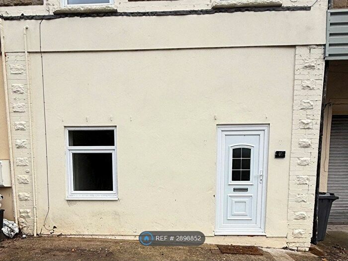 1 Bedroom Flat To Rent In Six Bells, Abertillery, NP13