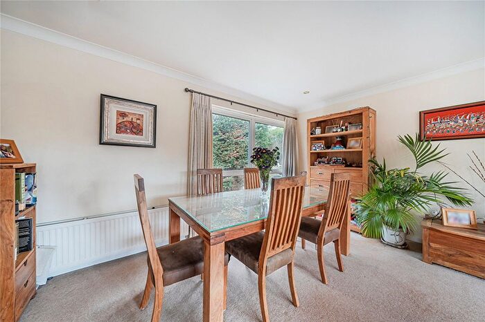 5 Bedroom Detached House For Sale In Chesterfield Drive, Sevenoaks, Kent, TN13