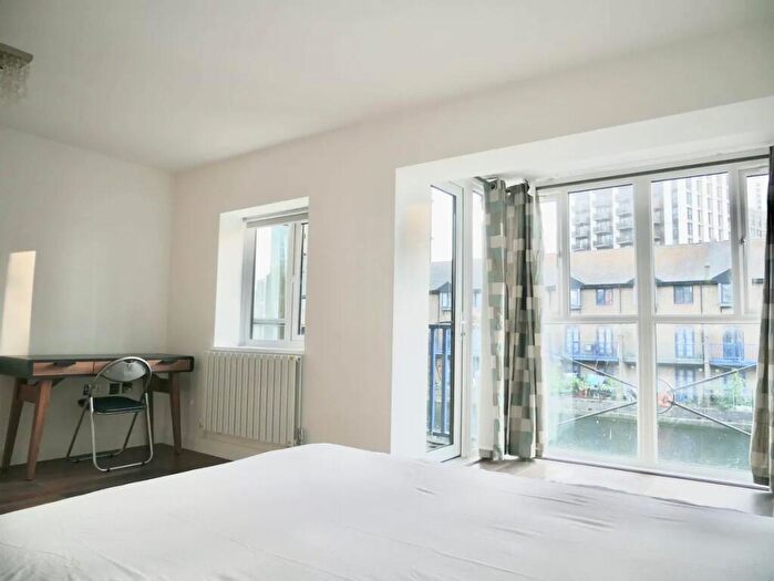 5 Bedroom House To Rent In Lancaster Drive, London, E14