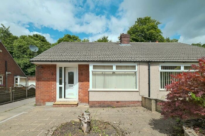 2 Bedroom Semi-Detached House To Rent In Warmden Avenue, Baxenden, BB5