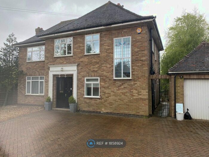 5 Bedroom Detached House To Rent In Church Green Road, Bletchley, Milton Keynes, MK3