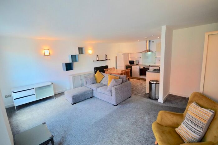 2 Bedroom Flat To Rent In Cavendish Street, Sheffield, South Yorkshire, Uk, S3