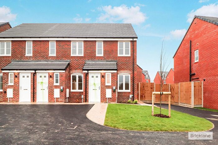 3 Bedroom Property To Rent In Hood Close, Market Harborough, LE16