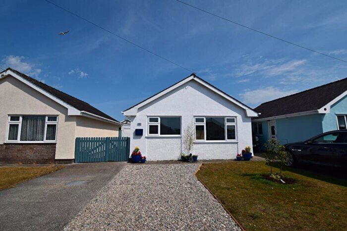 2 Bedroom Detached Bungalow For Sale In Cefn Y Gader, Morfa Bychan, Porthmadog, LL49