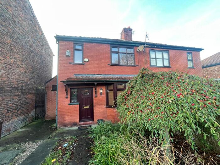 3 Bedroom Terraced House To Rent In Dukinfield Road, Hyde, SK14