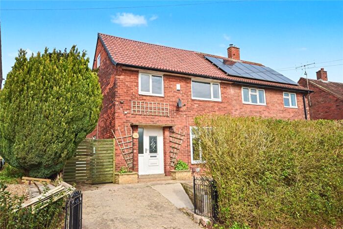 3 Bedroom Semi Detached House For Sale In Silk Mill Avenue, Leeds, West Yorkshire, LS16