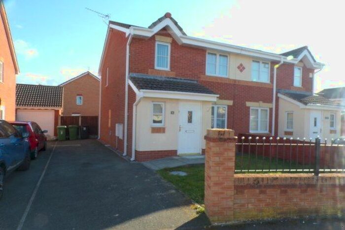 3 Bedroom Property To Rent In Warrender Drive, Prenton, CH43