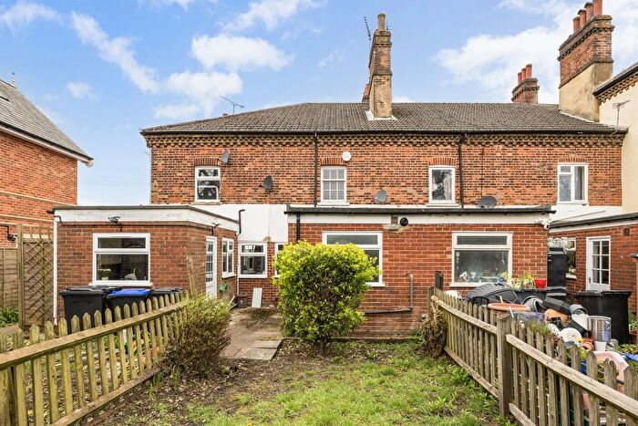 2 Bedroom Terraced House To Rent In East Common, Gerrards Cross, SL9