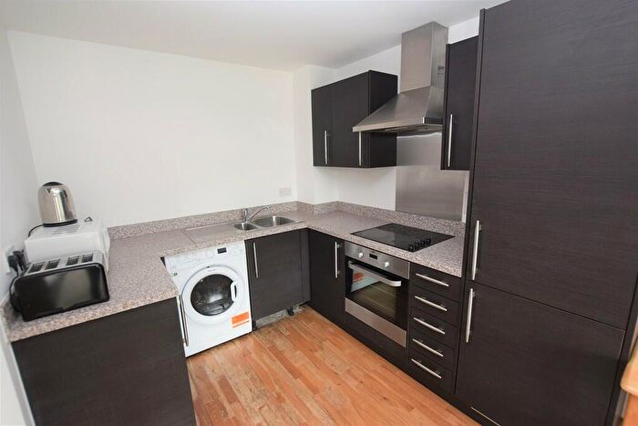 1 Bedroom Apartment For Sale In Hawkins Road, Colchester, CO2